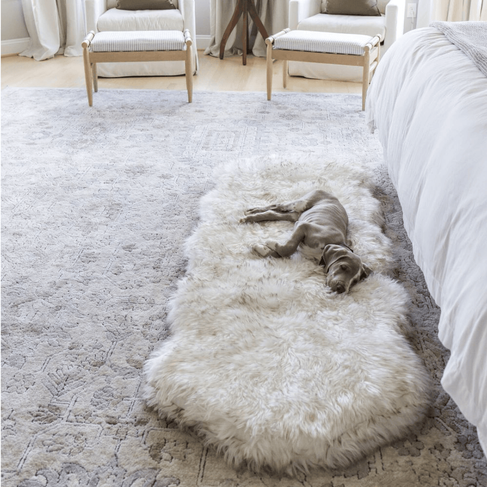 PupRug™ Runner Faux Fur Memory Foam Washable Luxury Pet Bed - White Curve Design with Brown Accents