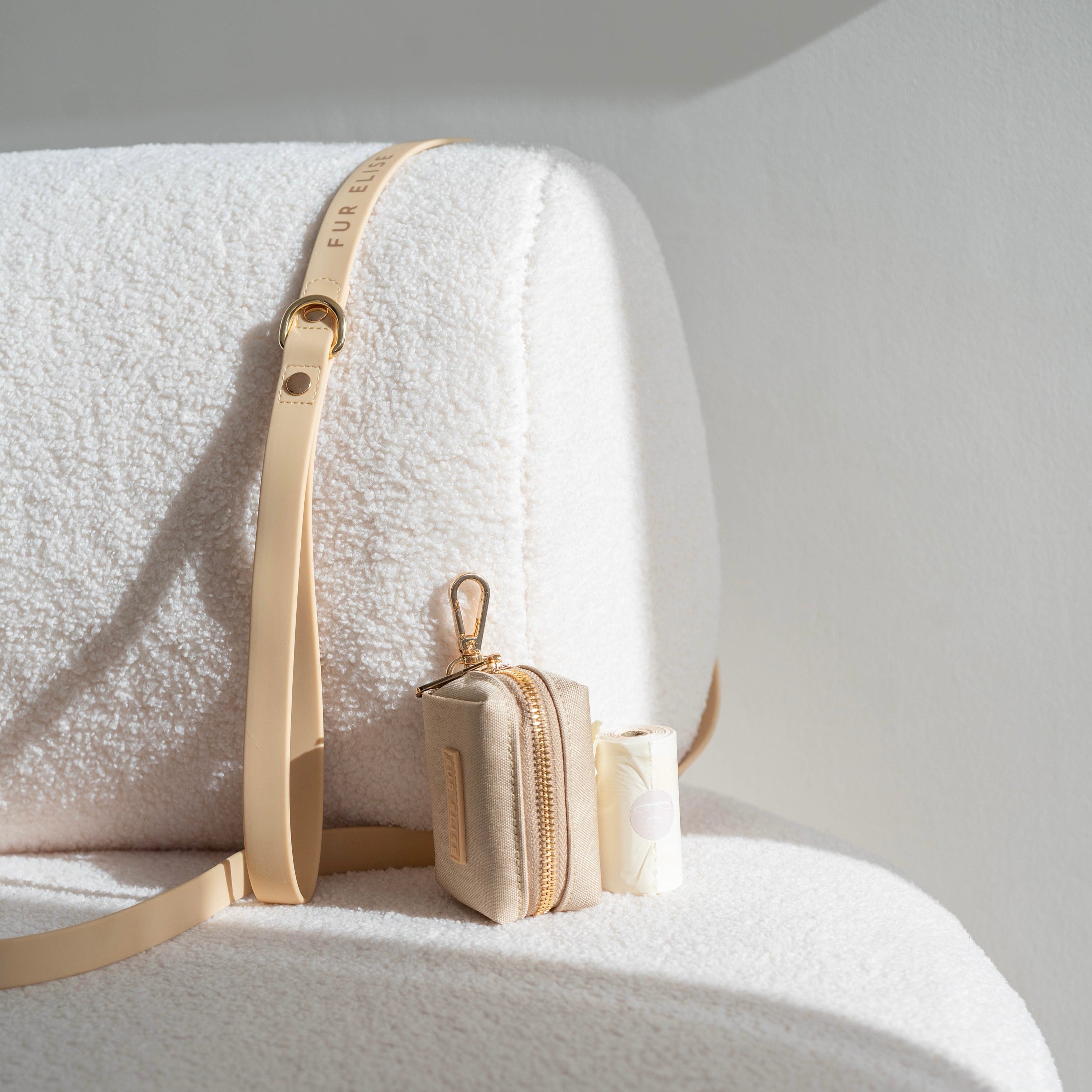 Le Poo Sand Pouch – Stylish Oxford Dog Waste Bag Holder with Double Roll Capacity