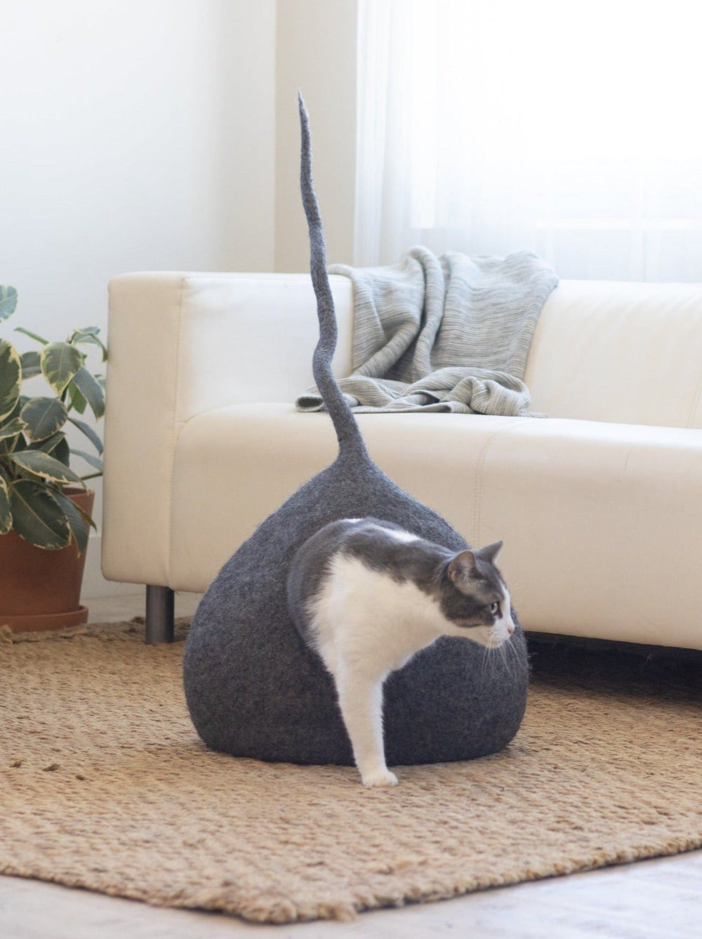 Stone Grey Tail-Styled Cat Cave | Vibrant Pet Retreat