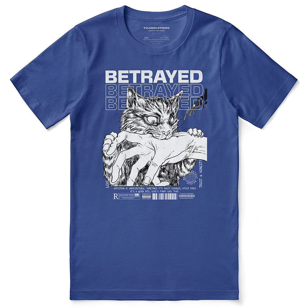 “Cat Meme T-Shirt – Hilarious ‘Betrayed’ Expression Tee”