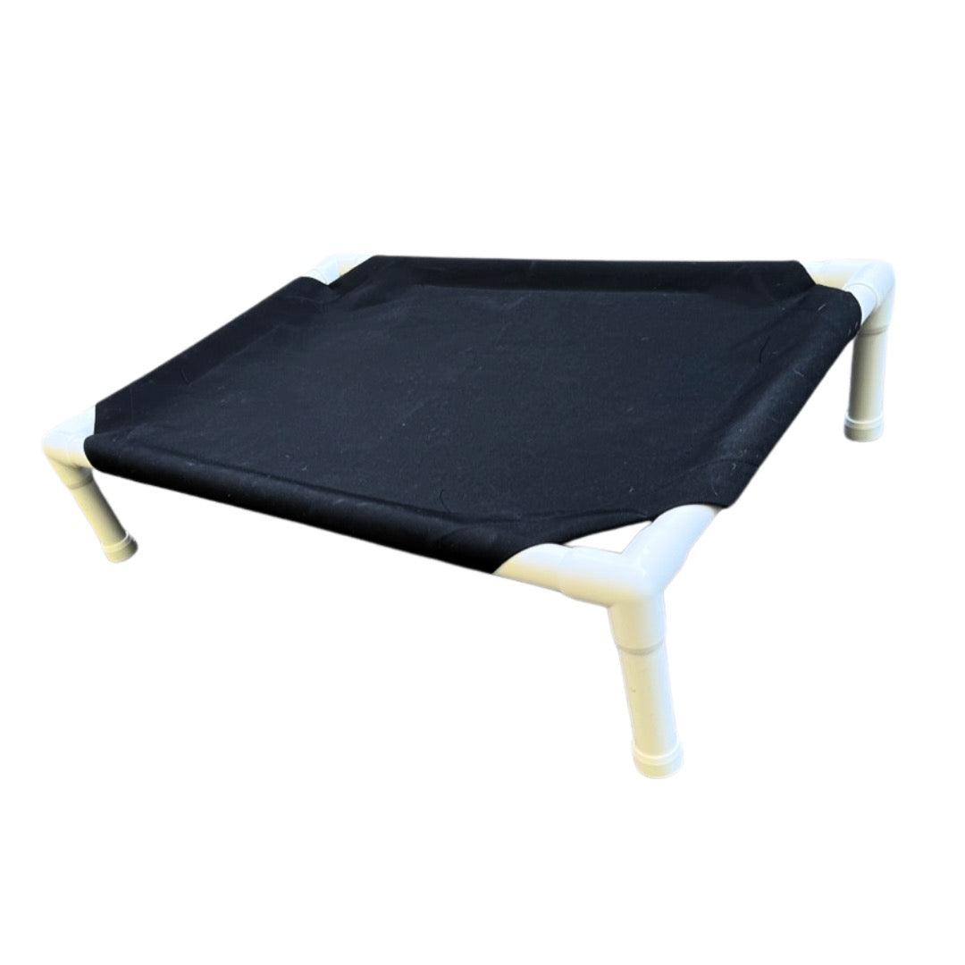 Timeless in Black: The Iconic Pet Bed