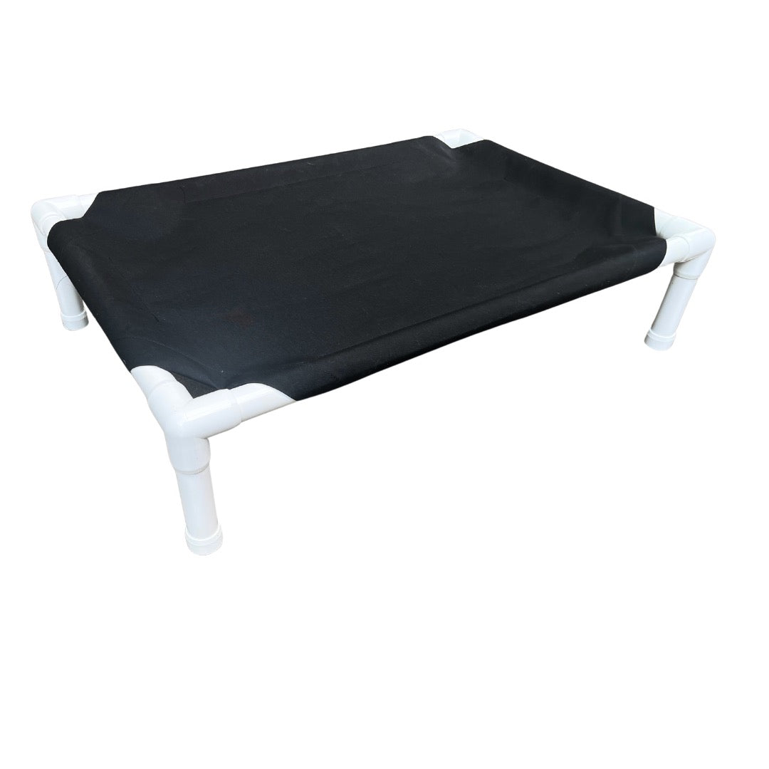 Timeless in Black: The Iconic Pet Bed