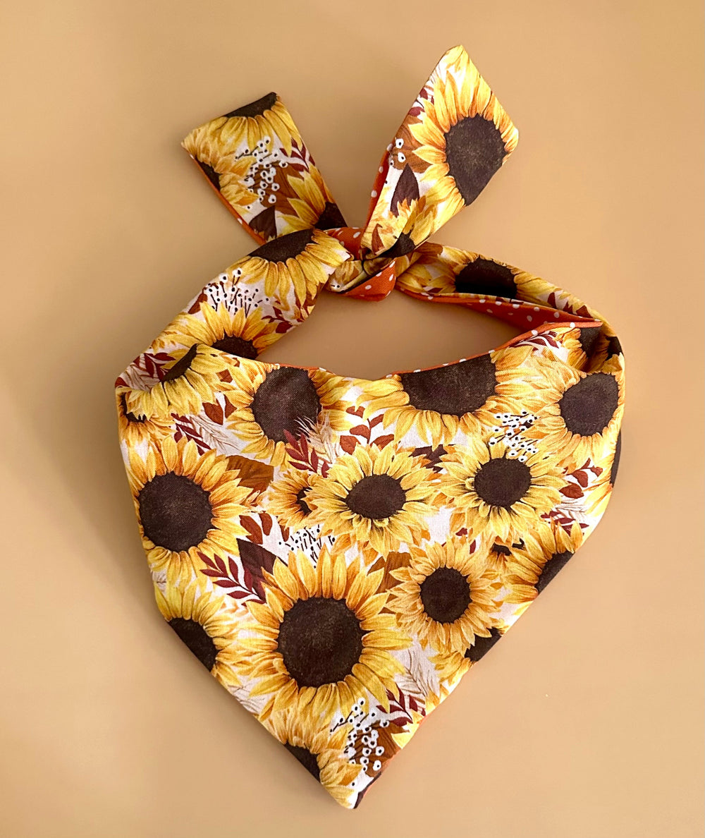 Sunflower Dog Bandana – Personalized Floral Pet Bandana for Dogs & Puppies