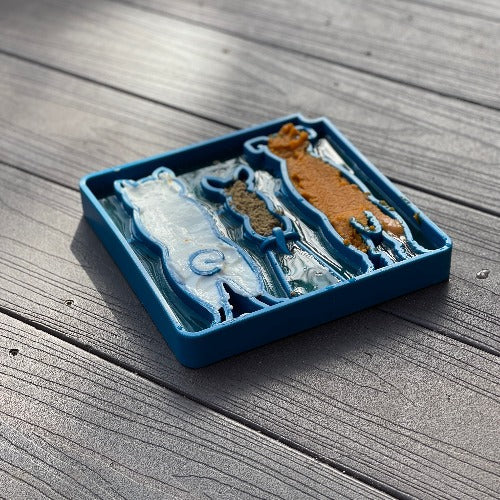 SodaPup Waiting Dogs eTray Slow Feeder – Enrichment Lick Mat & Puzzle Feeding Tray for Dogs