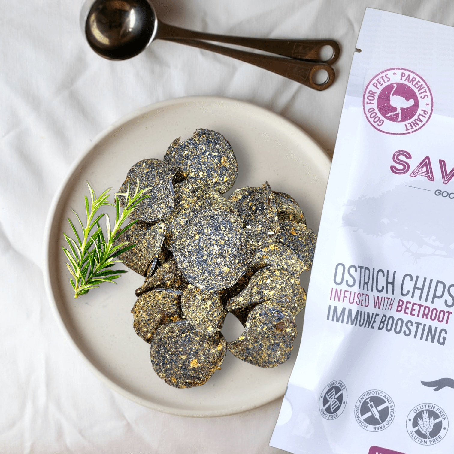 Savannah Ostrich Chips with Beetroot – Immune-Boosting, Hypoallergenic Dog Treats (2.5oz)