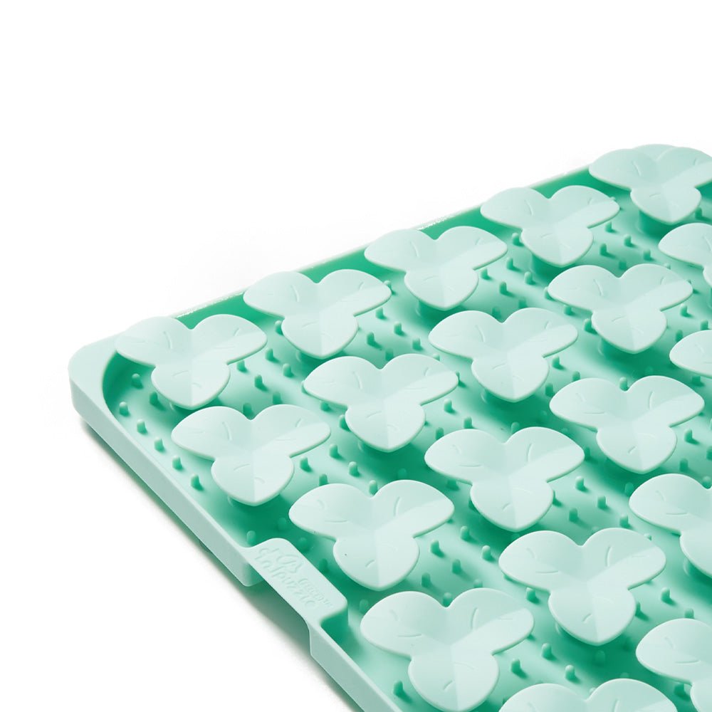 Dog Puzzle Mat – Green Slow Feeder for Mental Stimulation