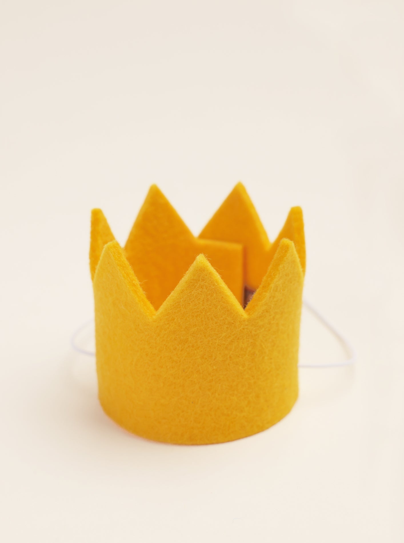 Colorful Wool Party Crowns for Pets – Adjustable & Photo-Ready