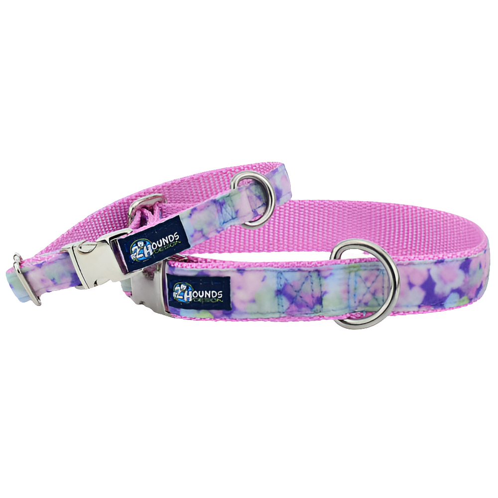 Hydrangea Velvet Dog Collar by 2 Hounds – Soft, Stylish & Adjustable
